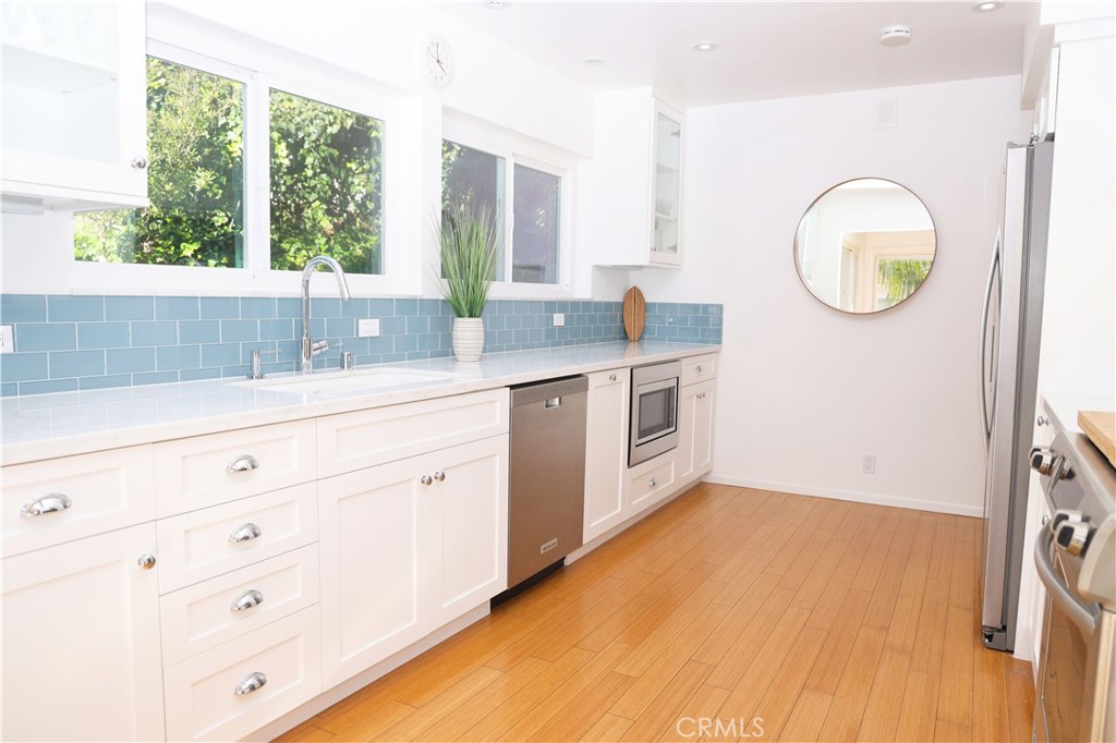21703 Ocean Vista 201, Laguna Beach CA 92651 - photo 6
