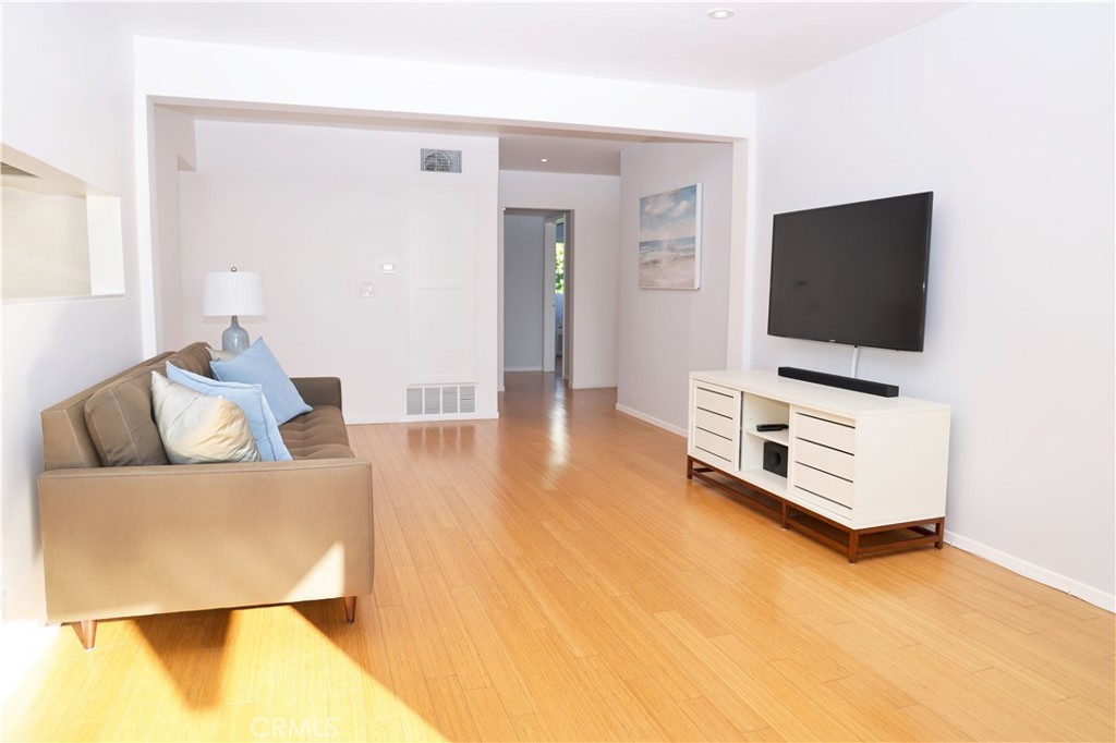 21703 Ocean Vista 201, Laguna Beach CA 92651 - photo 14