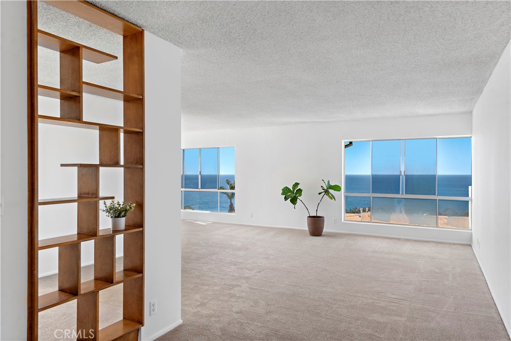 21703 Ocean Vista Dr 304, Laguna Beach CA 92651 - photo 1