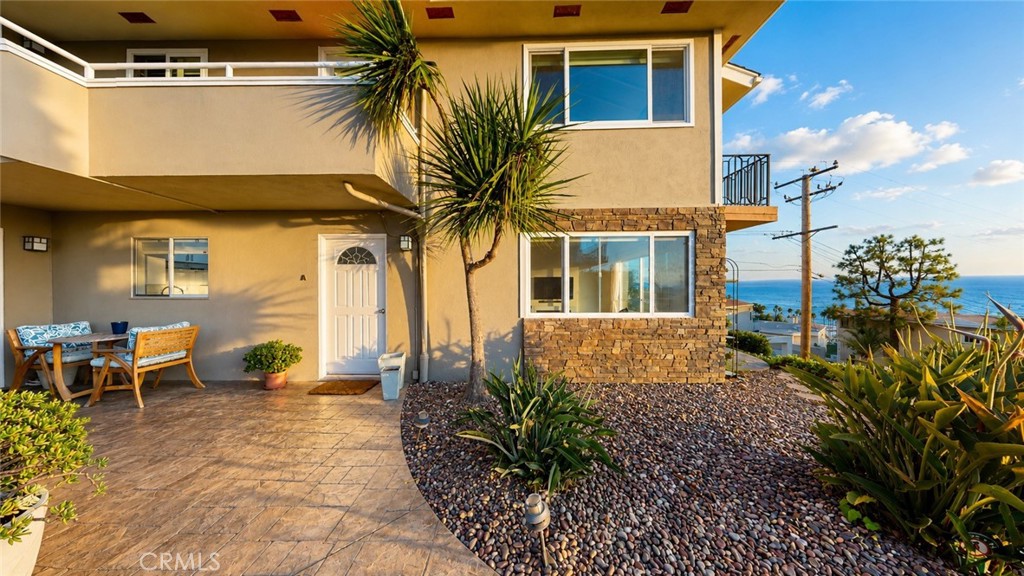 21711 Wesley Drive A, Laguna Beach CA 92651 - photo 2