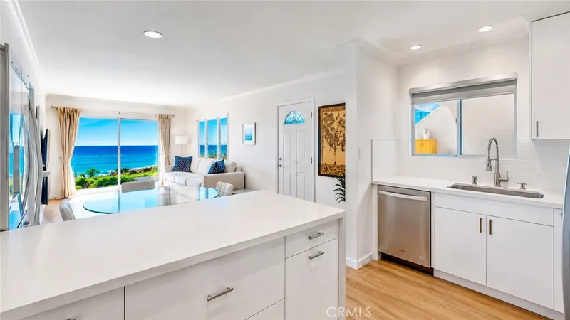 21711 Wesley Drive A, Laguna Beach, CA 92651 21711 Wesley Drive A, Laguna Beach, CA 92651
