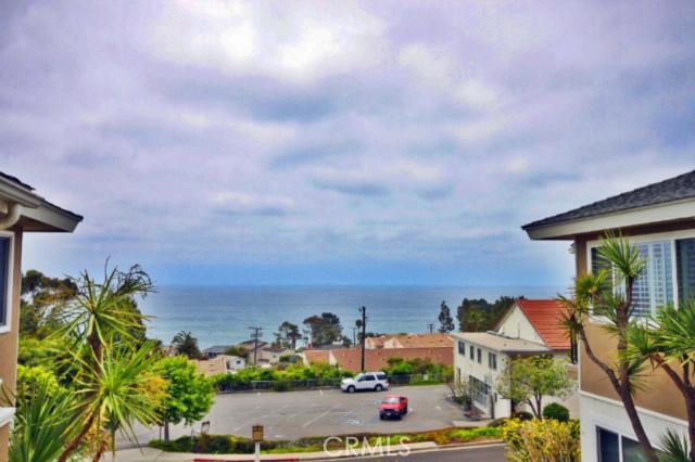 21711 Wesley Drive D, Laguna Beach CA 92651 - photo 1