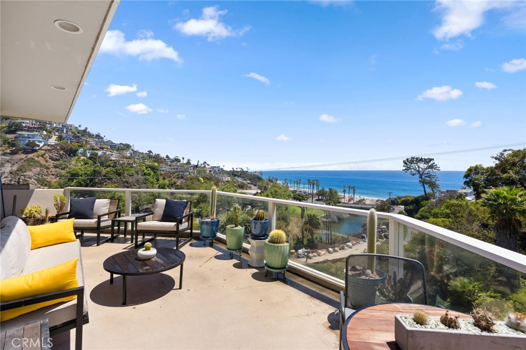 21712 Wesley Drive 7, Laguna Beach CA 92651 - photo 1