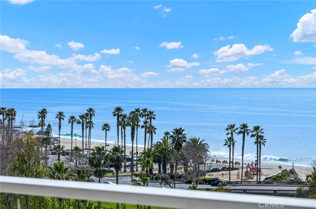 21712 Wesley Drive 8, Laguna Beach CA 92651 - photo 1