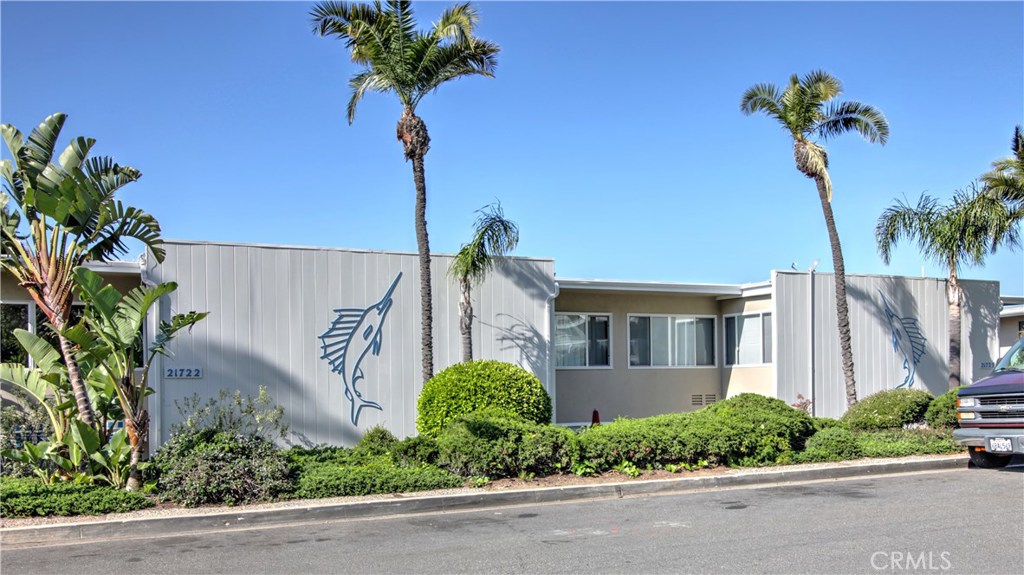 21722 Ocean Vista Drive C, Laguna Beach CA 92651 - photo 1