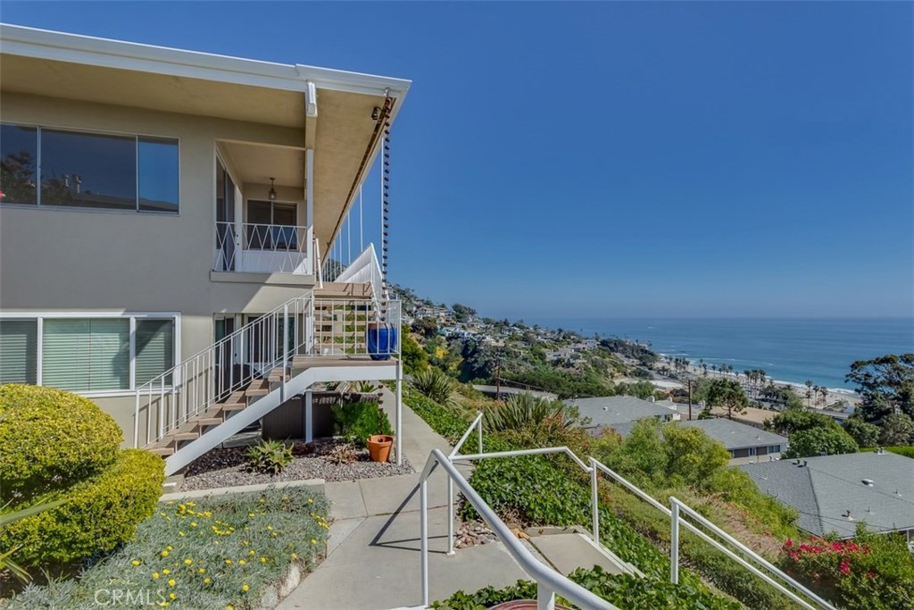 21722 Ocean Vista Drive E, Laguna Beach CA 92651 - photo 1