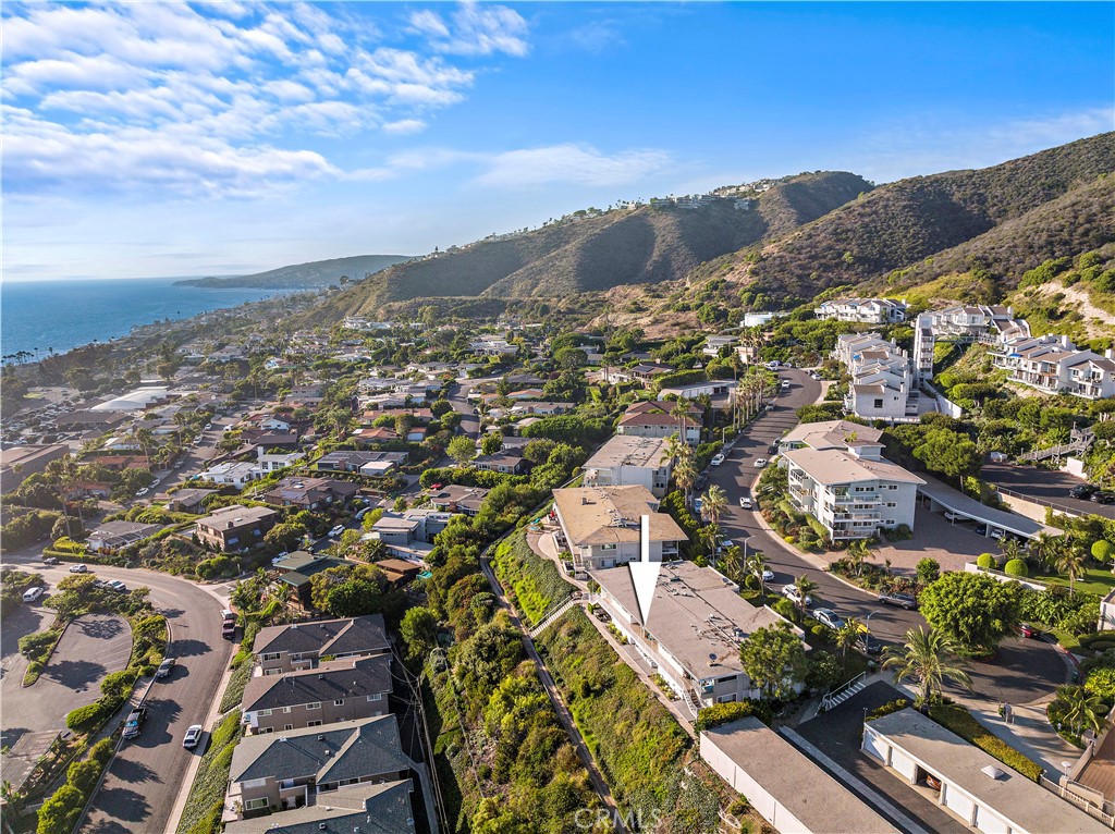 21722 Ocean Vista Drive F, Laguna Beach CA 92651 - photo 19