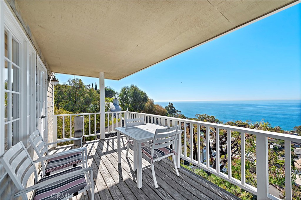 2173 Crestview Drive, Laguna Beach CA 92651 - photo 1