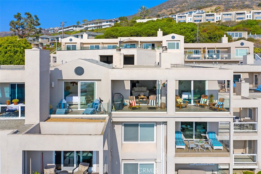 21734 Wesley Drive 5, Laguna Beach CA 92651 - photo 2
