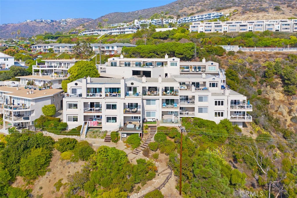 21734 Wesley Drive 5, Laguna Beach CA 92651 - photo 3