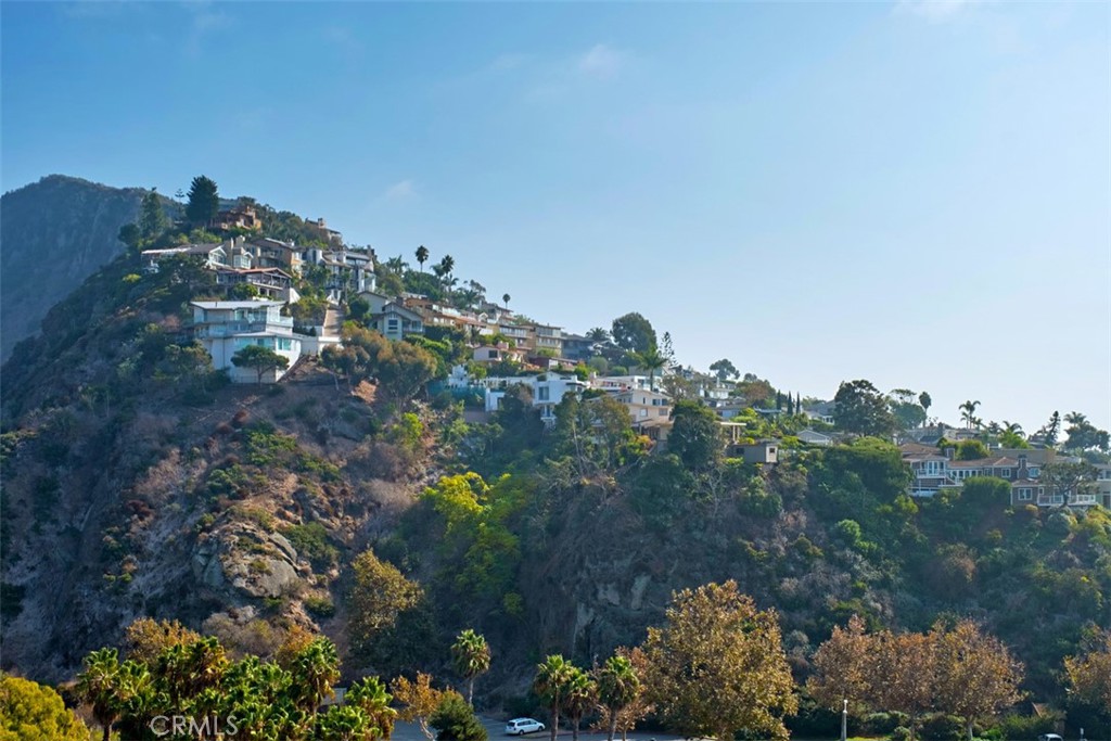 21734 Wesley Drive 5, Laguna Beach CA 92651 - photo 25