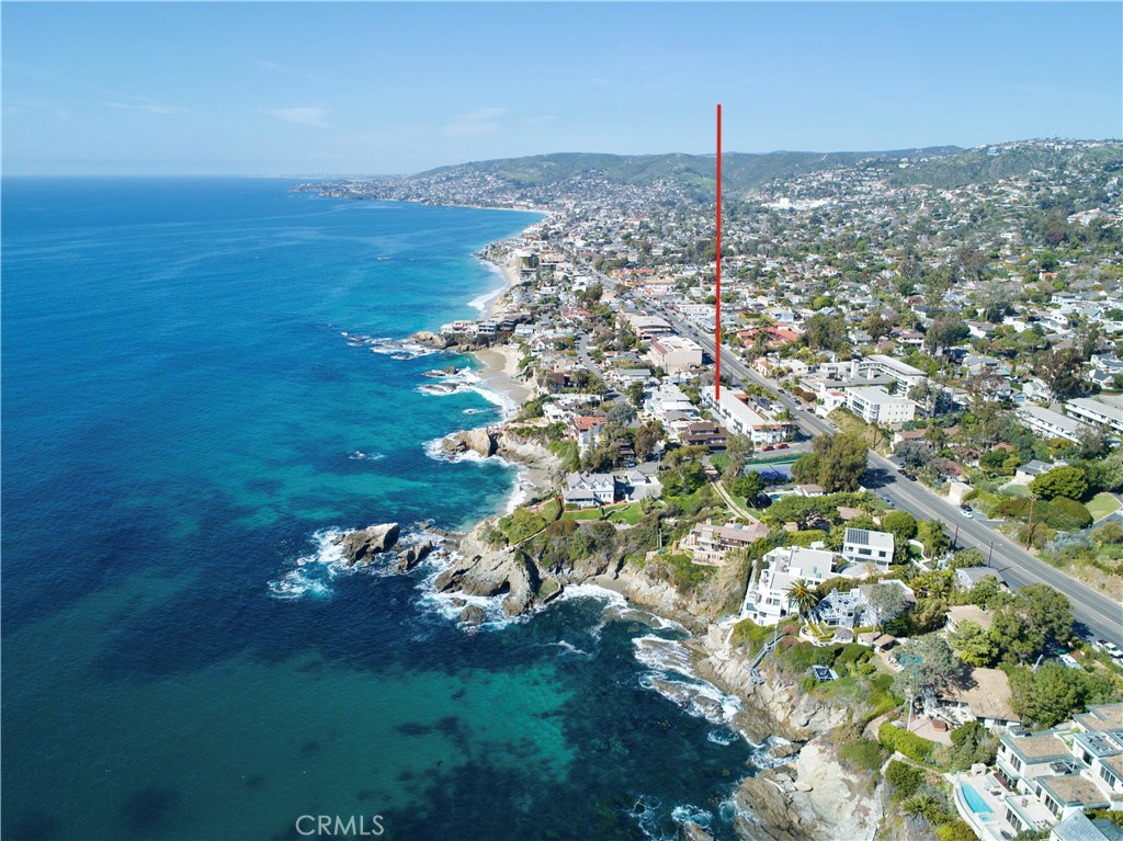Prime Laguna Village location with Woods Cove beach access - 2175 S Coast 7, Laguna Beach CA 92651 - photo 1