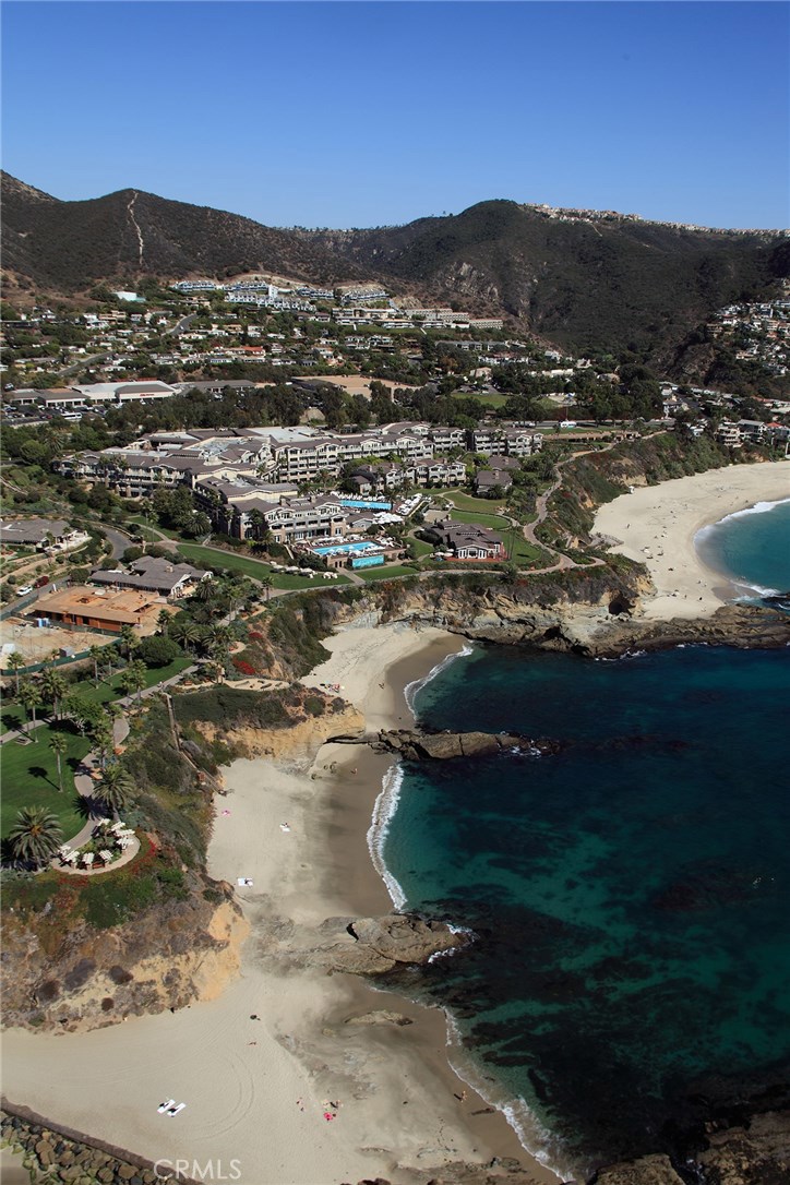 The Montage Resort in the middle of the shot, very close to the complex. - 21771 Ocean Vista Drive 29, Laguna Beach CA 92651 - photo 45