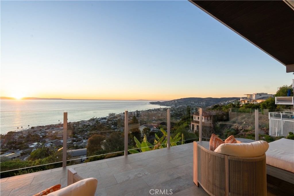 2192 Crestview, Laguna Beach CA 92651 - photo 9