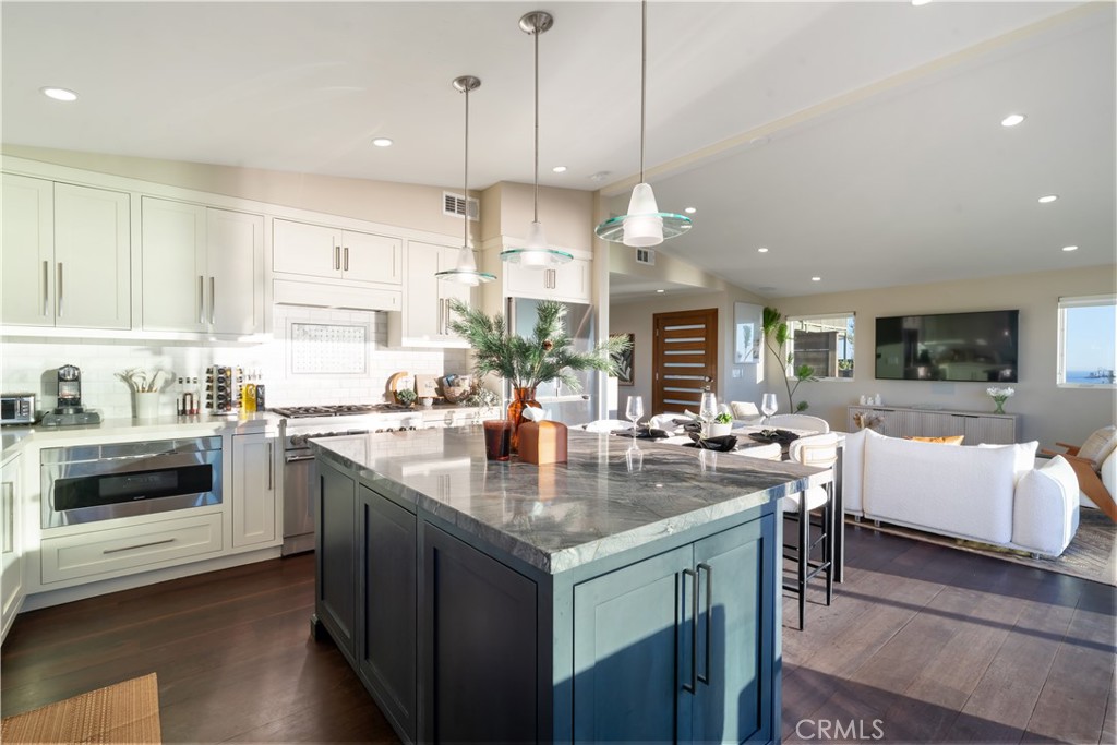 2192 Crestview, Laguna Beach CA 92651 - photo 13