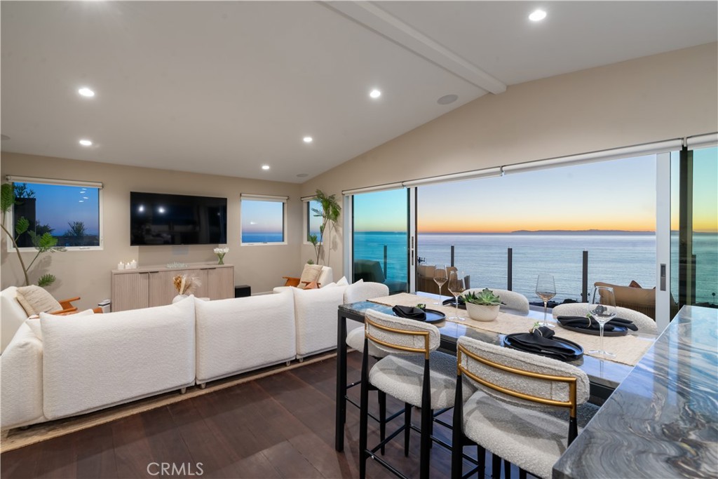 2192 Crestview, Laguna Beach CA 92651 - photo 21