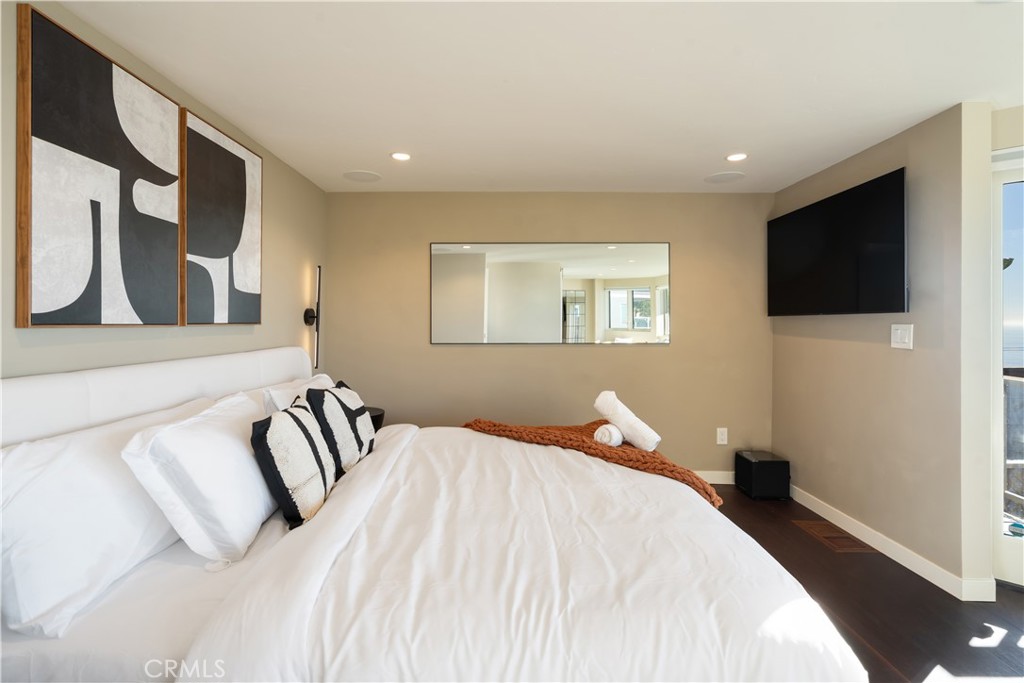 2192 Crestview, Laguna Beach CA 92651 - photo 32