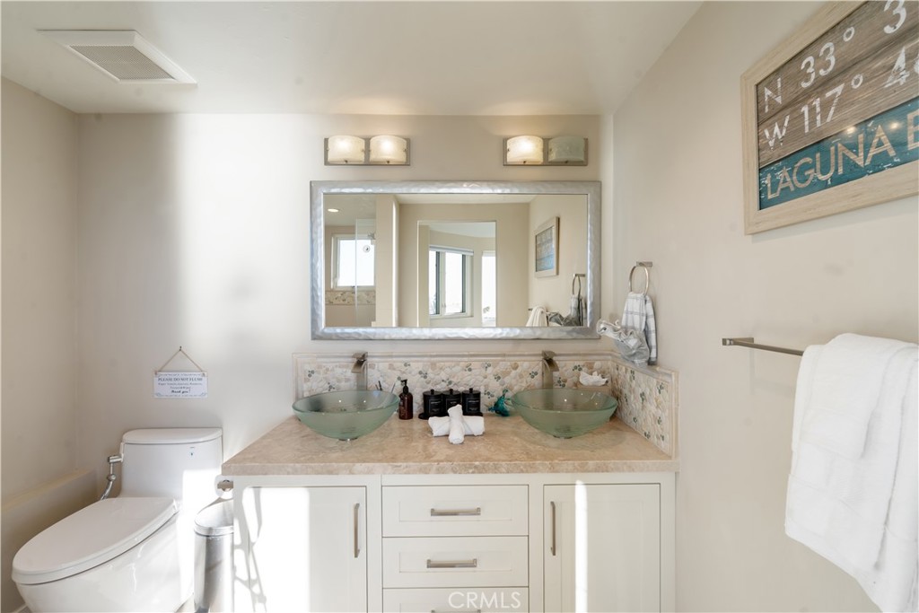 Primary Bathroom - 2192 Crestview, Laguna Beach CA 92651 - photo 33