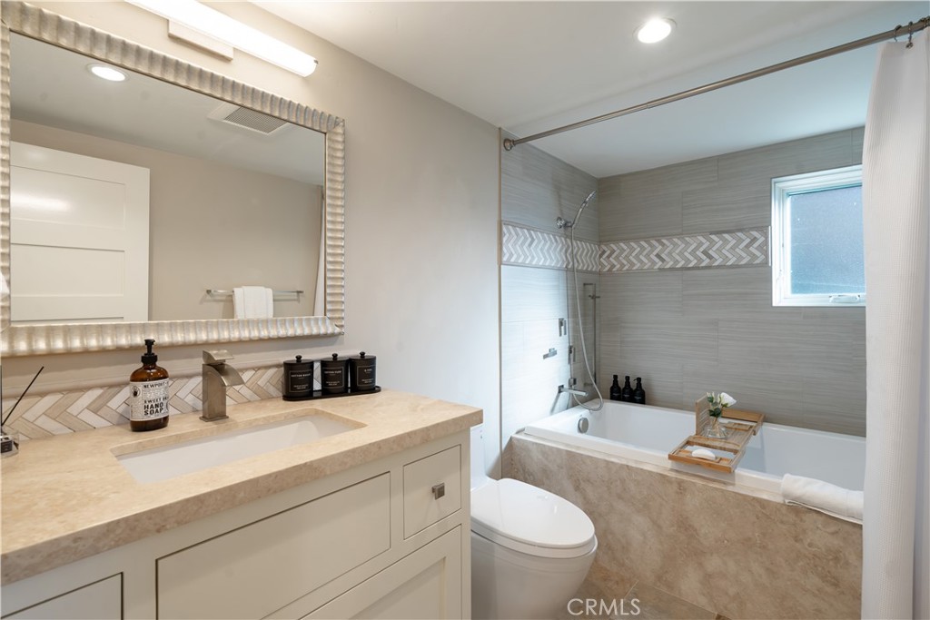 2nd Bathroom - 2192 Crestview, Laguna Beach CA 92651 - photo 38