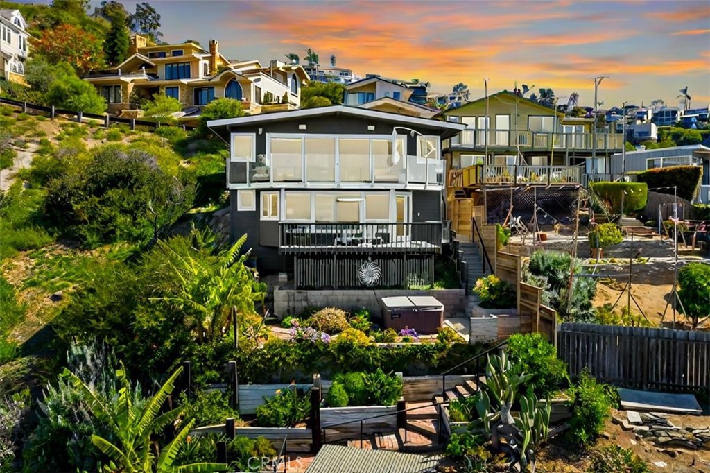2192 Crestview, Laguna Beach CA 92651 - photo 53