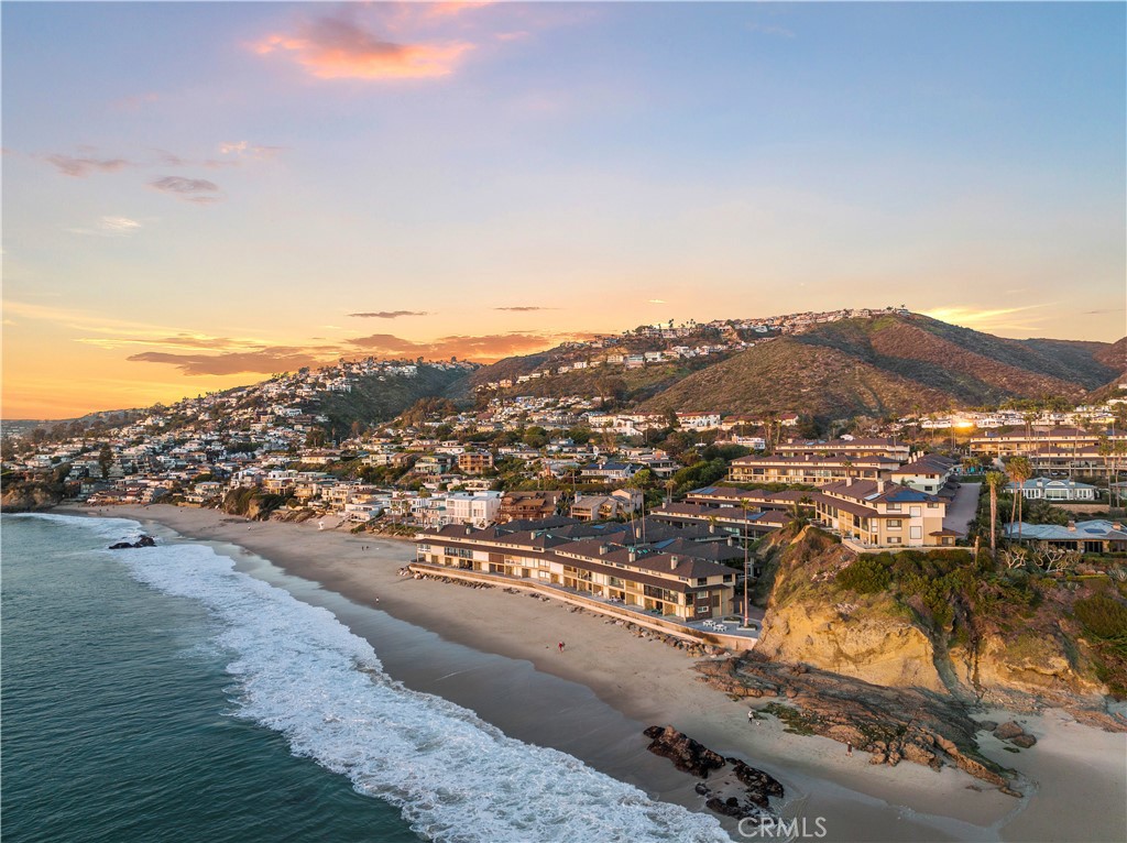Oceanfront Community - 22 Blue Lagoon, Laguna Beach CA 92651 - photo 1
