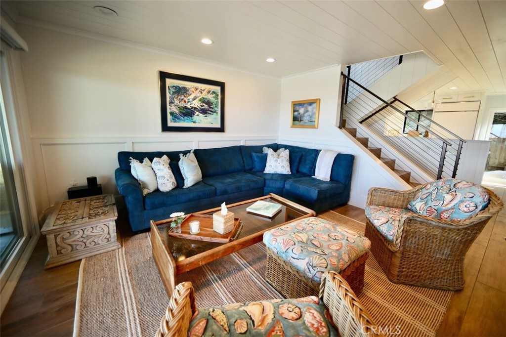 SLEEPER SECTIONAL - 22 Blue Lagoon, Laguna Beach CA 92651 - photo 4