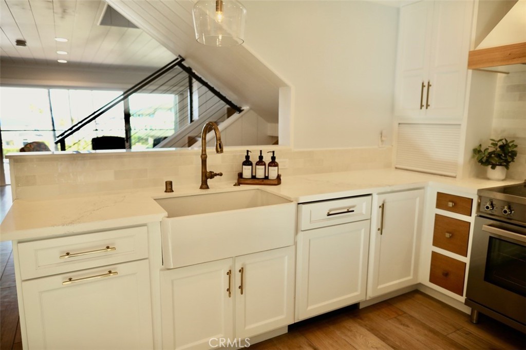 KITCHEN - 22 Blue Lagoon, Laguna Beach CA 92651 - photo 5