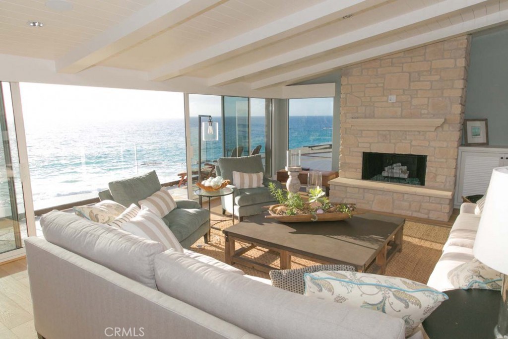22 Lagunita Drive, Laguna Beach CA 92651 - photo 1