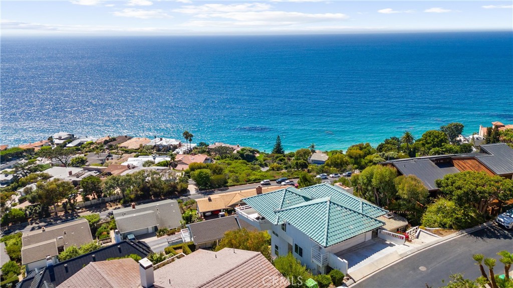 WELCOME TO 22 N VISTA DE CATALINA - 22 North Vista De Catalina, Laguna Beach CA 92651 - photo 1