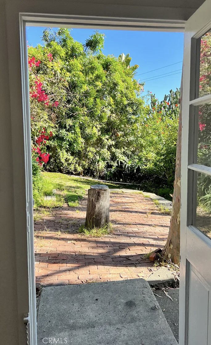 2202 S Coast Highway D.5, Laguna Beach CA 92651 - photo 9