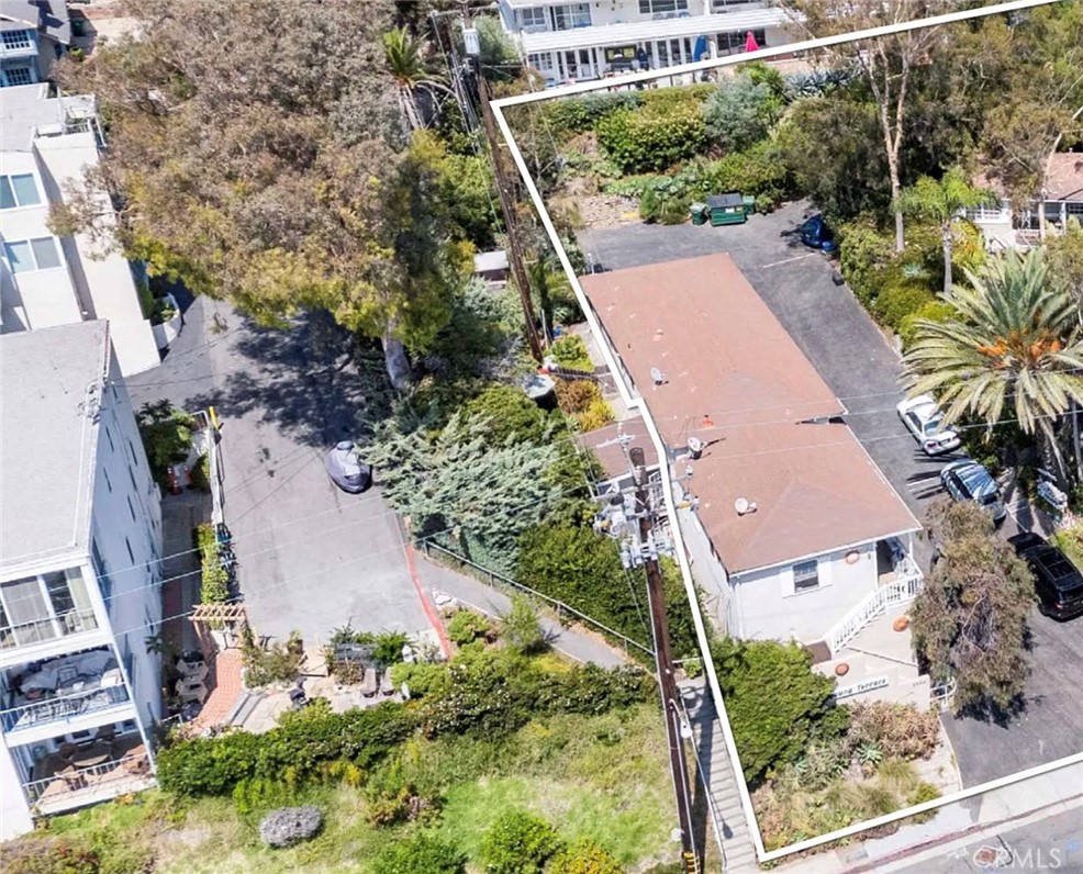 2202 S Coast Highway D.5, Laguna Beach CA 92651 - photo 17