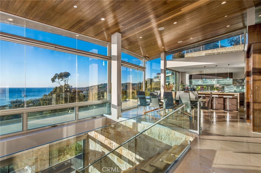 2209 Crestview Place, Laguna Beach CA 92651 - photo 7