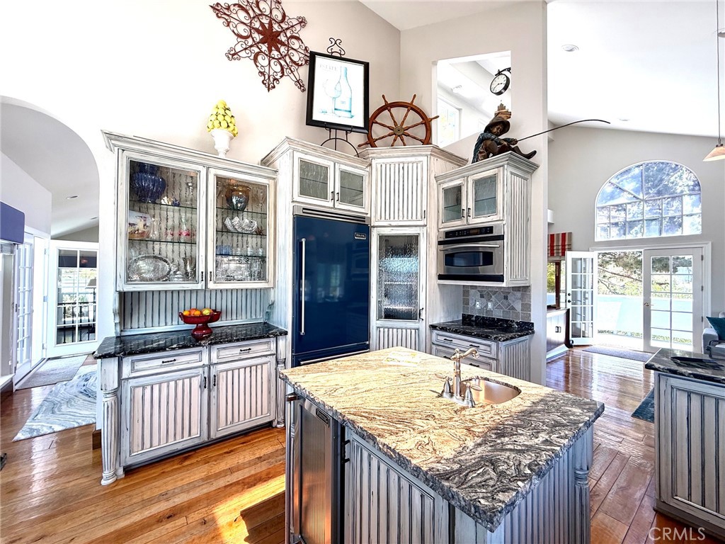 Kitchen is open with high ceilings - 2210 Bridge, Laguna Beach CA 92651 - photo 12