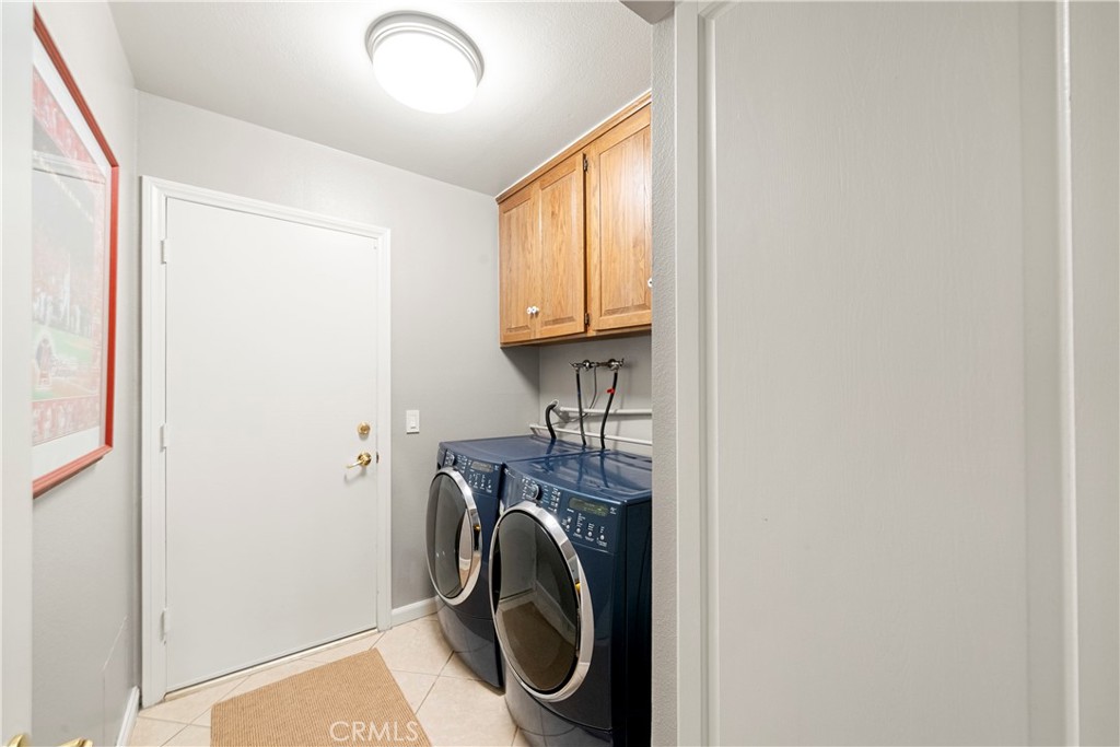 Laundry - 2210 Bridge, Laguna Beach CA 92651 - photo 34