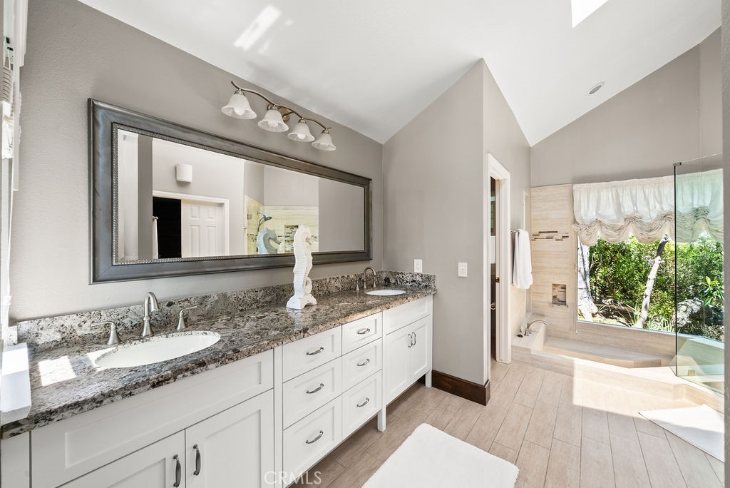 Vanity view into bath - 2210 Bridge, Laguna Beach CA 92651 - photo 41