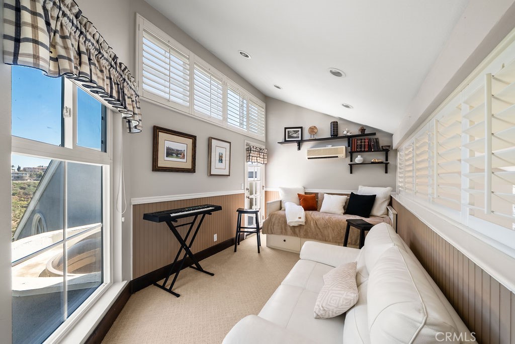Loft - 2210 Bridge, Laguna Beach CA 92651 - photo 48