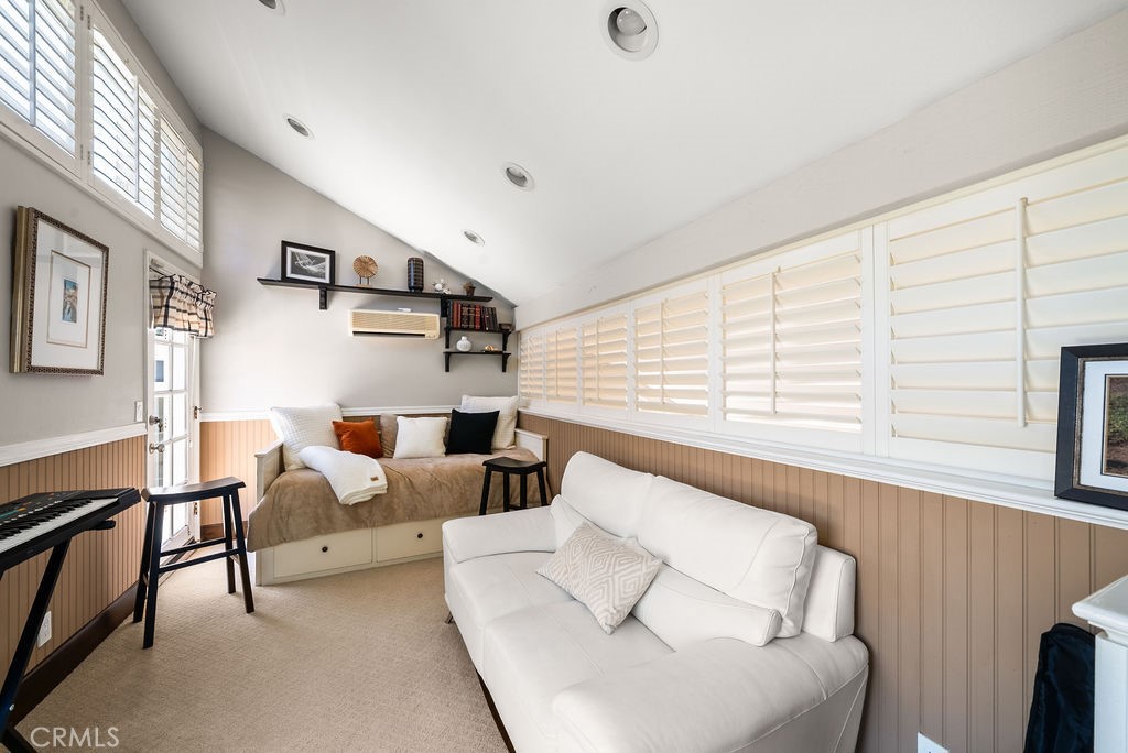 Loft closet - 2210 Bridge, Laguna Beach CA 92651 - photo 49