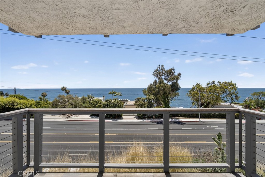 222 Arch 3, Laguna Beach CA 92651 - photo 1