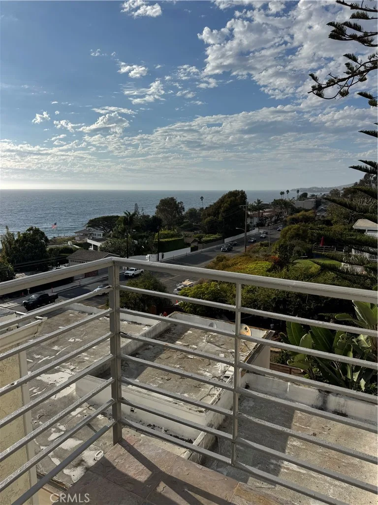 222 Arch St. 14, Laguna Beach, CA 92651