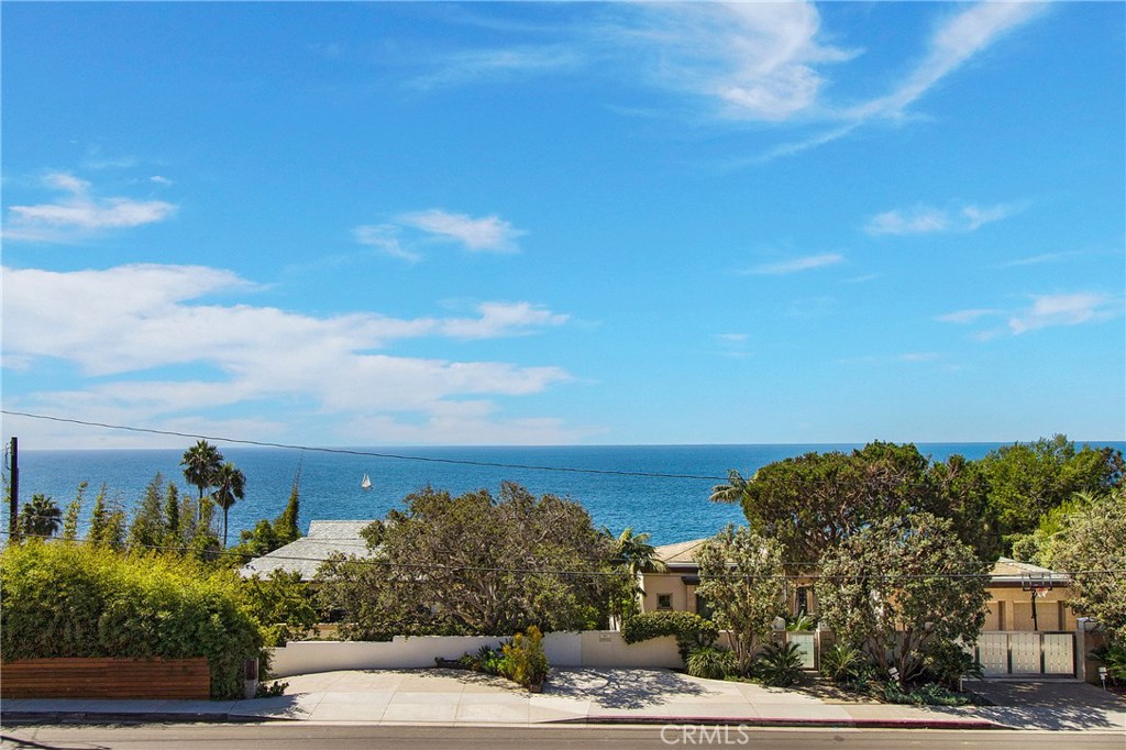 222 Arch Street 1, Laguna Beach CA 92651 - photo 1