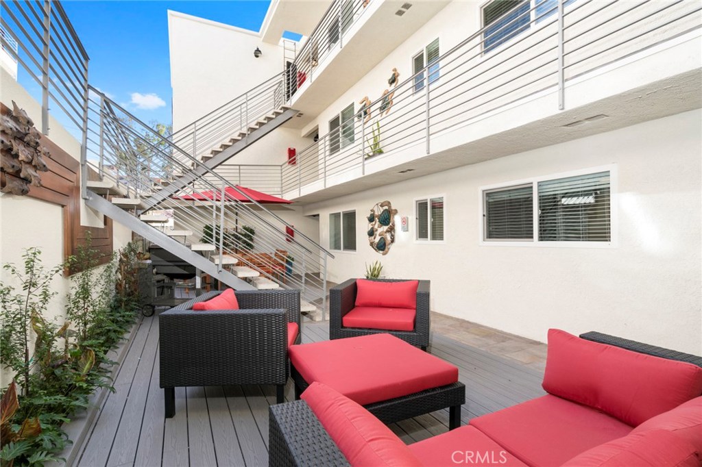 222 Arch Street 10, Laguna Beach CA 92651 - photo 1