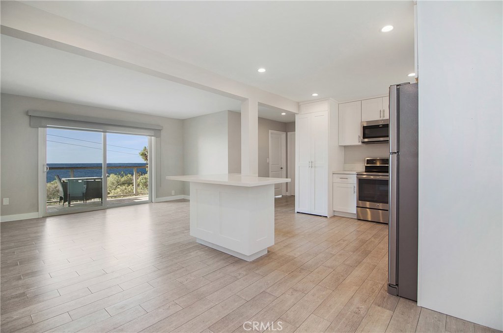 222 Arch Street 5, Laguna Beach CA 92651 - photo 1