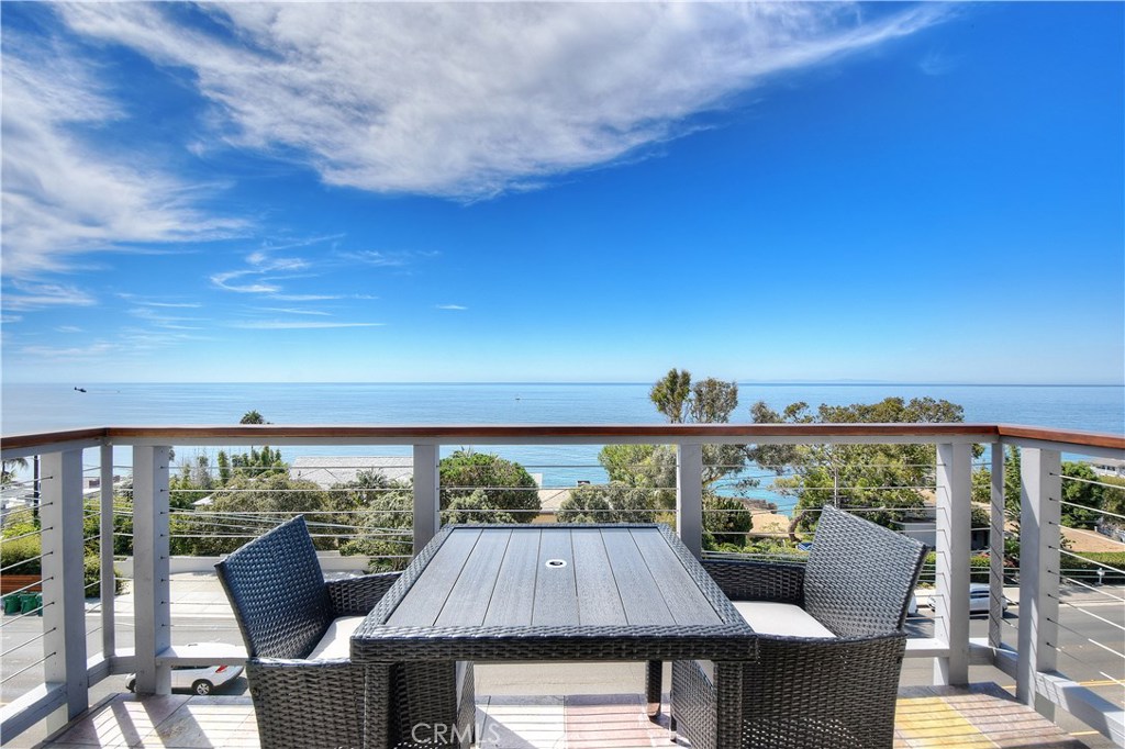 222 Arch Street 7, Laguna Beach CA 92651 - photo 1