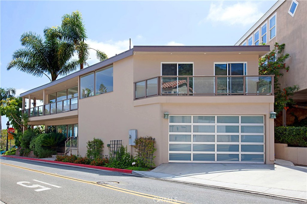 222 Nyes Place upper, Laguna Beach CA 92651 - photo 1