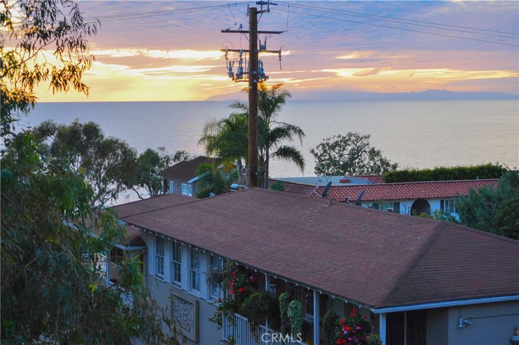 2225 Glenneyre Street F, Laguna Beach CA 92651 - photo 1