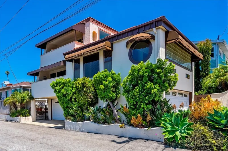 223 Chiquita Street, Laguna Beach, CA 92651