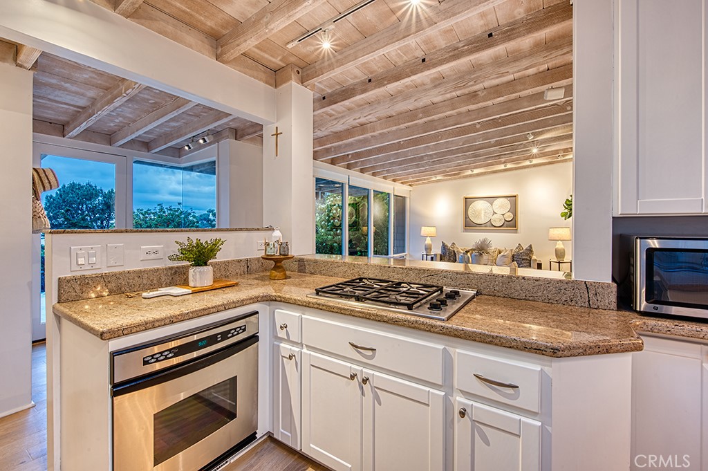 22311 3rd, Laguna Beach CA 92651 - photo 7