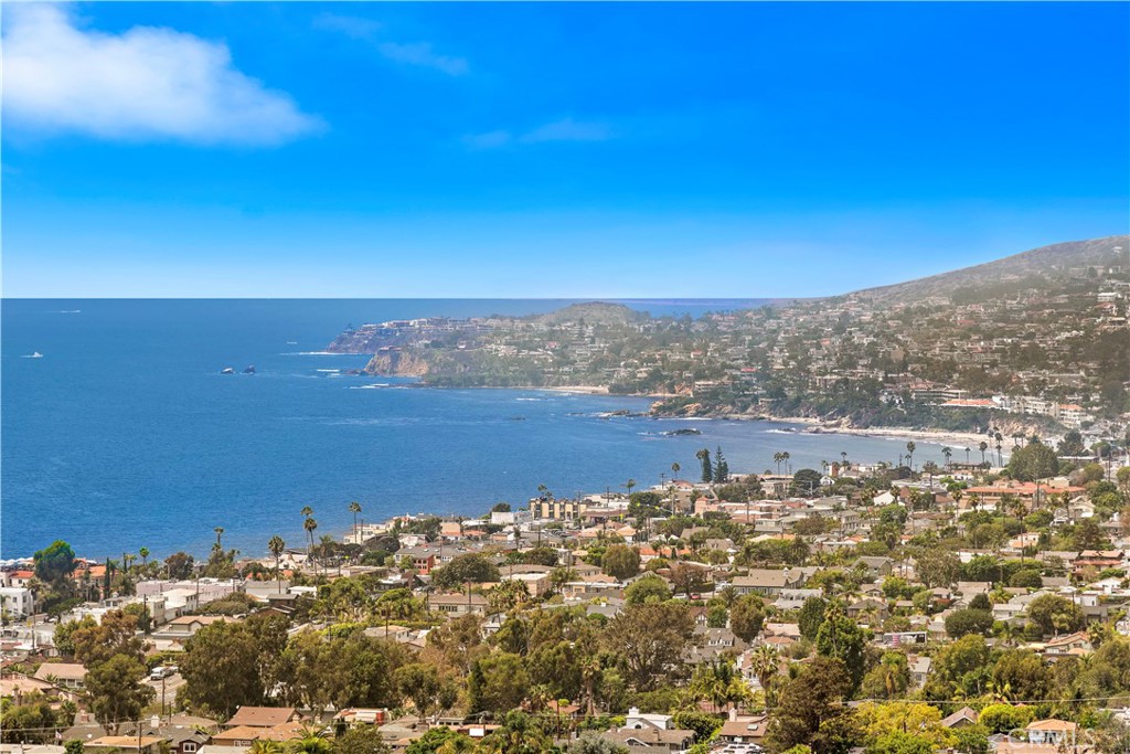 2236 Crestview Drive B, Laguna Beach CA 92651 - photo 1