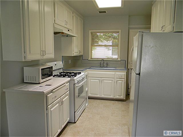 225 CYPRESS Drive 1, Laguna Beach CA 92651 - photo 1