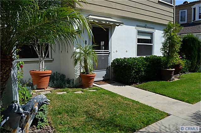 225 CYPRESS Drive 3, Laguna Beach CA 92651 - photo 1